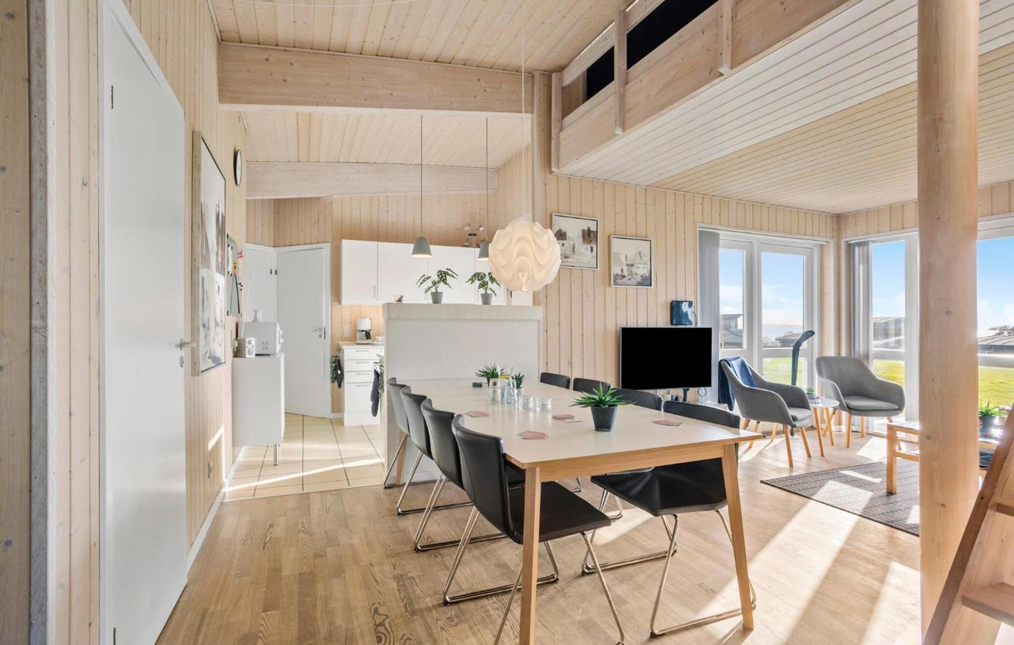 4 Bedroom Nice Home In Fåborg Esterno foto